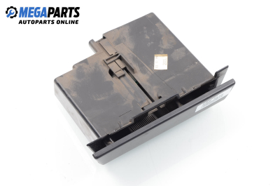 Пепелник за Citroen Xantia Hatchback I (03.1993 - 01.1998)