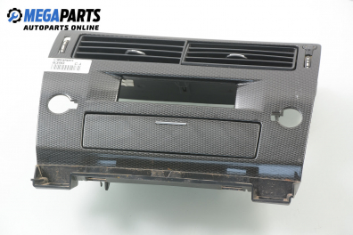 Централна конзола за Citroen C4 Coupe (11.2004 - 12.2013)