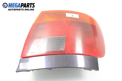 Стоп за Audi A4 Sedan B5 (11.1994 - 09.2001), седан, позиция: дясна