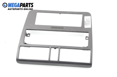 Централна конзола за Audi A4 Sedan B5 (11.1994 - 09.2001)