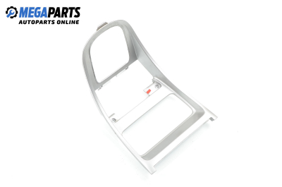 Централна конзола за Peugeot 307 Hatchback (08.2000 - 12.2012)