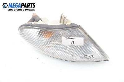 Мигач за Hyundai Accent I Hatchback (10.1994 - 01.2000), хечбек, позиция: дясна