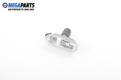 Мигач за Volkswagen Polo Hatchback IV (10.2001 - 12.2005), позиция: лява