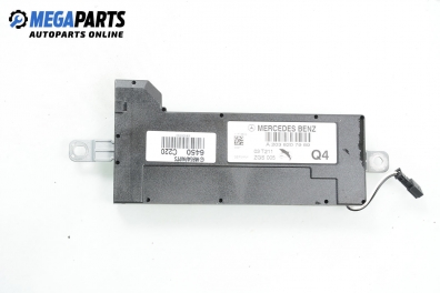 Усилвател антена за Mercedes-Benz C-Class Estate (S203) (03.2001 - 08.2007), № A 203 820 79 89