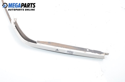 Лайсна под фар за Mercedes-Benz C-Class Sedan (W202) (03.1993 - 05.2000), седан, позиция: дясна