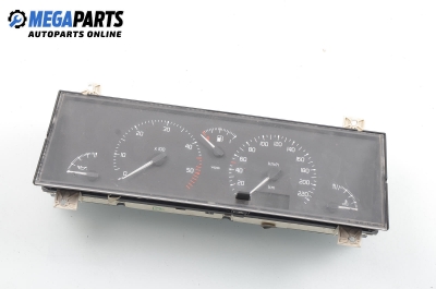 Километраж за Renault Safrane II Sedan (07.1996 - 12.2000) 2.2 dT (B54G), 113 к.с., № 85017042