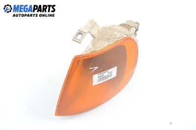 Мигач за Volkswagen Polo Hatchback II (10.1994 - 10.1999), позиция: лява