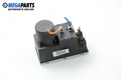 Вакуум помпа за централно заключване за Audi A3 Hatchback I (09.1996 - 05.2003), 2+1 вр.