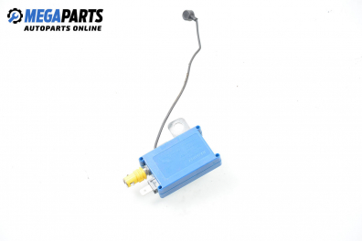 Усилвател антена за Renault Laguna II Grandtour (03.2001 - 12.2007), № 82 00 002 584