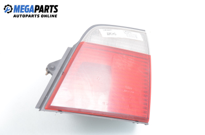 Вътрешен стоп за Nissan Primera Traveller II (06.1996 - 01.2002), комби, позиция: дясна