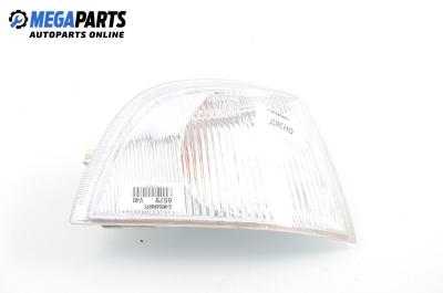 Мигач за Volvo V40 Estate (07.1995 - 06.2004), комби, позиция: дясна