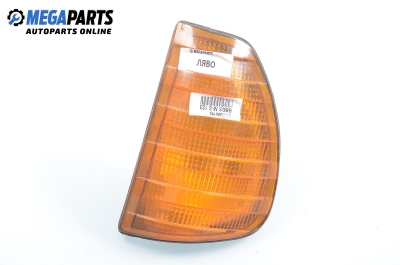 Мигач за Mercedes-Benz 123 Sedan (01.1976 - 12.1985), седан, позиция: лява, Hella