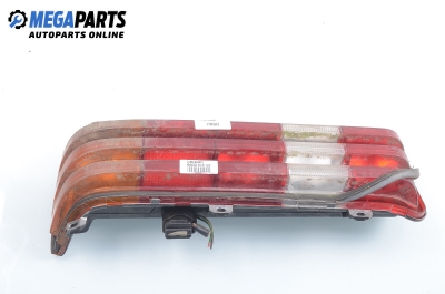 Стоп за Mercedes-Benz 123 Sedan (01.1976 - 12.1985), седан, позиция: лява