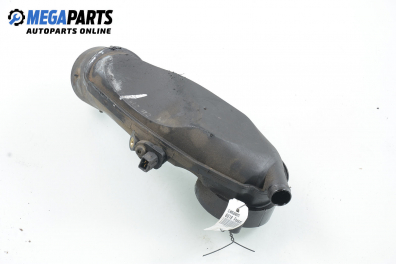 Въздуховод за Volkswagen Passat Variant B5 (05.1997 - 12.2001) 2.8 V6 Syncro/4motion, 193 к.с.