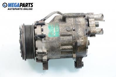 Компресор климатик за Volkswagen Polo Hatchback II (10.1994 - 10.1999) 60 1.4, 60 к.с., № 6N0 820 803 A