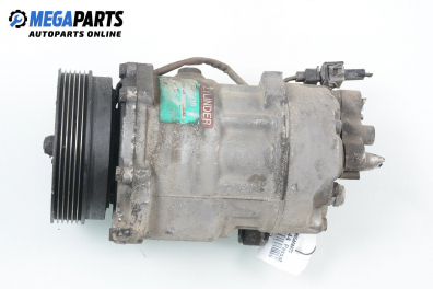 Компресор климатик за Volkswagen Passat Variant B3, B4 (02.1988 - 06.1997) 1.6, 101 к.с., № Sanden SD7V16