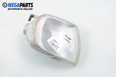 Мигач за Volkswagen Polo Hatchback II (10.1994 - 10.1999), позиция: дясна