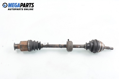 Полуоска за Renault Clio II Hatchback (09.1998 - 09.2005) 1.2 16V (BB05, BB0W, BB11, BB27, BB2T, BB2U, BB2V, CB05...), 75 к.с., позиция: дясна