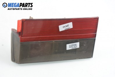 Вътрешен стоп за Seat Toledo I Sedan (01.1991 - 10.1999), хечбек, позиция: дясна