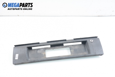 Стойка заден номер за Audi 100 Sedan C3 (08.1982 - 07.1991), седан