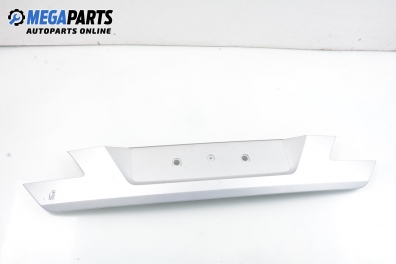 Стойка заден номер за BMW 7 Series E65 (11.2001 - 12.2009)