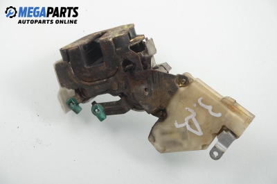 Брава на врата за Nissan Almera II Hatchback (01.2000 - 12.2006), позиция: задна, дясна