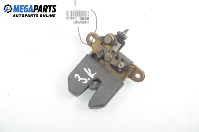 Брава заден капак за Seat Cordoba Sedan III (09.2002 - 11.2009), седан, позиция: задна