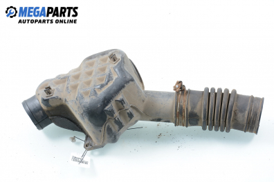 Въздуховод за Nissan Serena Minivan (06.1991 - 09.2001) 1.6 16V, 97 к.с.