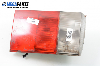 Вътрешен стоп за Audi 80 Sedan B4 (09.1991 - 12.1994), седан, позиция: лява