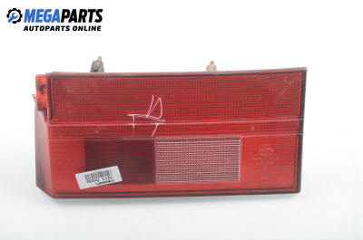Вътрешен стоп за Seat Toledo I Sedan (01.1991 - 10.1999), хечбек, позиция: дясна, Hella