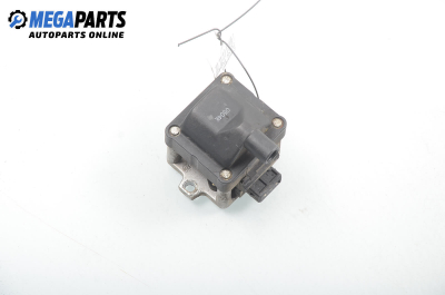 Запалителна бобина за Volkswagen Passat Sedan B3, B4 (02.1988 - 12.1997) 1.8, 90 к.с.