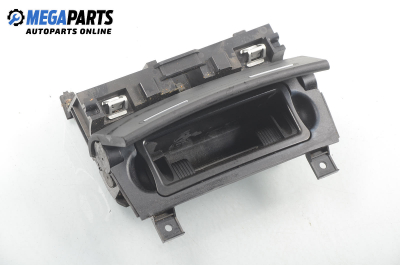 Пепелник за Audi A3 Hatchback II (05.2003 - 08.2012)