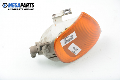 Мигач за Volkswagen Polo Hatchback II (10.1994 - 10.1999), хечбек, позиция: дясна