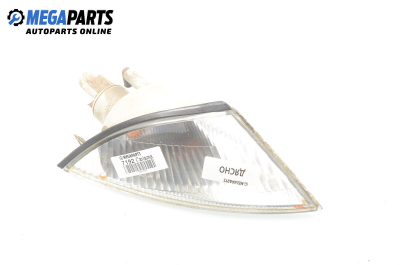 Мигач за Mitsubishi Carisma Hatchback (07.1995 - 06.2006), хечбек, позиция: дясна