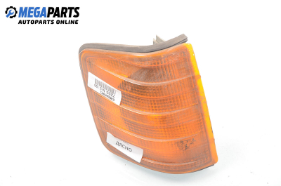 Мигач за Mercedes-Benz 190 Sedan (W201) (10.1982 - 08.1993), позиция: дясна