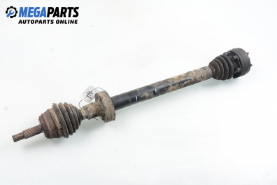 Полуоска за Volkswagen Polo Variant (04.1997 - 09.2001) 1.4 16V, 75 к.с., позиция: предна, дясна