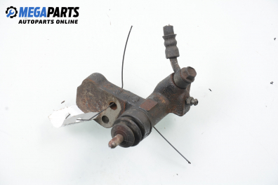 Долна помпа за съединител за Nissan Almera II Hatchback (01.2000 - 12.2006)