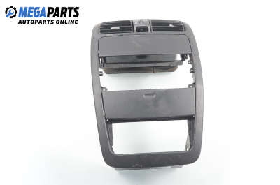 Централна конзола за Mitsubishi Space Star Minivan (06.1998 - 12.2004)