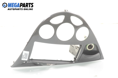 Централна конзола за Ford Focus I Hatchback (10.1998 - 12.2007)