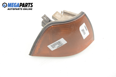 Мигач за BMW 3 Series E36 Sedan (09.1990 - 02.1998), седан, позиция: дясна