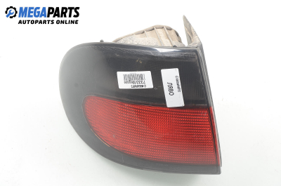 Стоп за Renault Megane I Classic Sedan (09.1996 - 08.2003), седан, позиция: лява