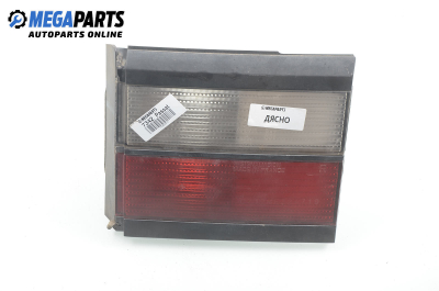 Вътрешен стоп за Volkswagen Passat Variant B3, B4 (02.1988 - 06.1997), комби, позиция: дясна