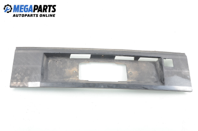 Стойка заден номер за Volkswagen Passat Variant B3, B4 (02.1988 - 06.1997), комби