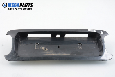 Стойка заден номер за Honda Accord V Sedan (06.1992 - 12.1997), седан