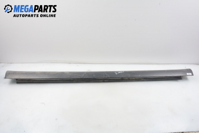 Праг за Toyota Avensis Liftback II (04.2003 - 11.2008), 4+1 вр., хечбек, позиция: дясна