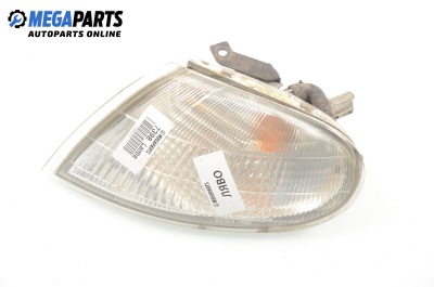 Мигач за Hyundai Lantra II Wagon (02.1996 - 10.2000), комби, позиция: лява