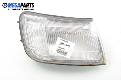 Мигач за Mitsubishi Space Wagon Minivan II (05.1991 - 11.1998), позиция: дясна