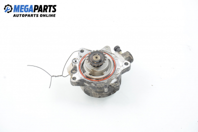 Вакуум помпа за Nissan Almera II Hatchback (01.2000 - 12.2006) 2.2 Di, 110 к.с.