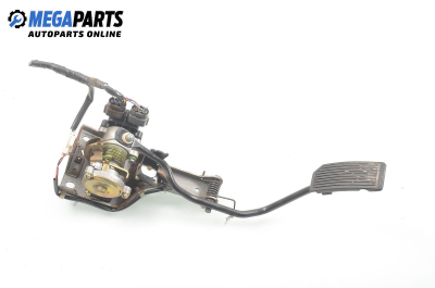 Педал газ за Nissan Primera Sedan II (06.1996 - 12.2001)