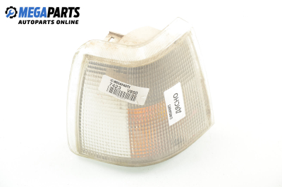 Мигач за Volvo 850 Sedan (06.1991 - 10.1997), седан, позиция: дясна, Valeo